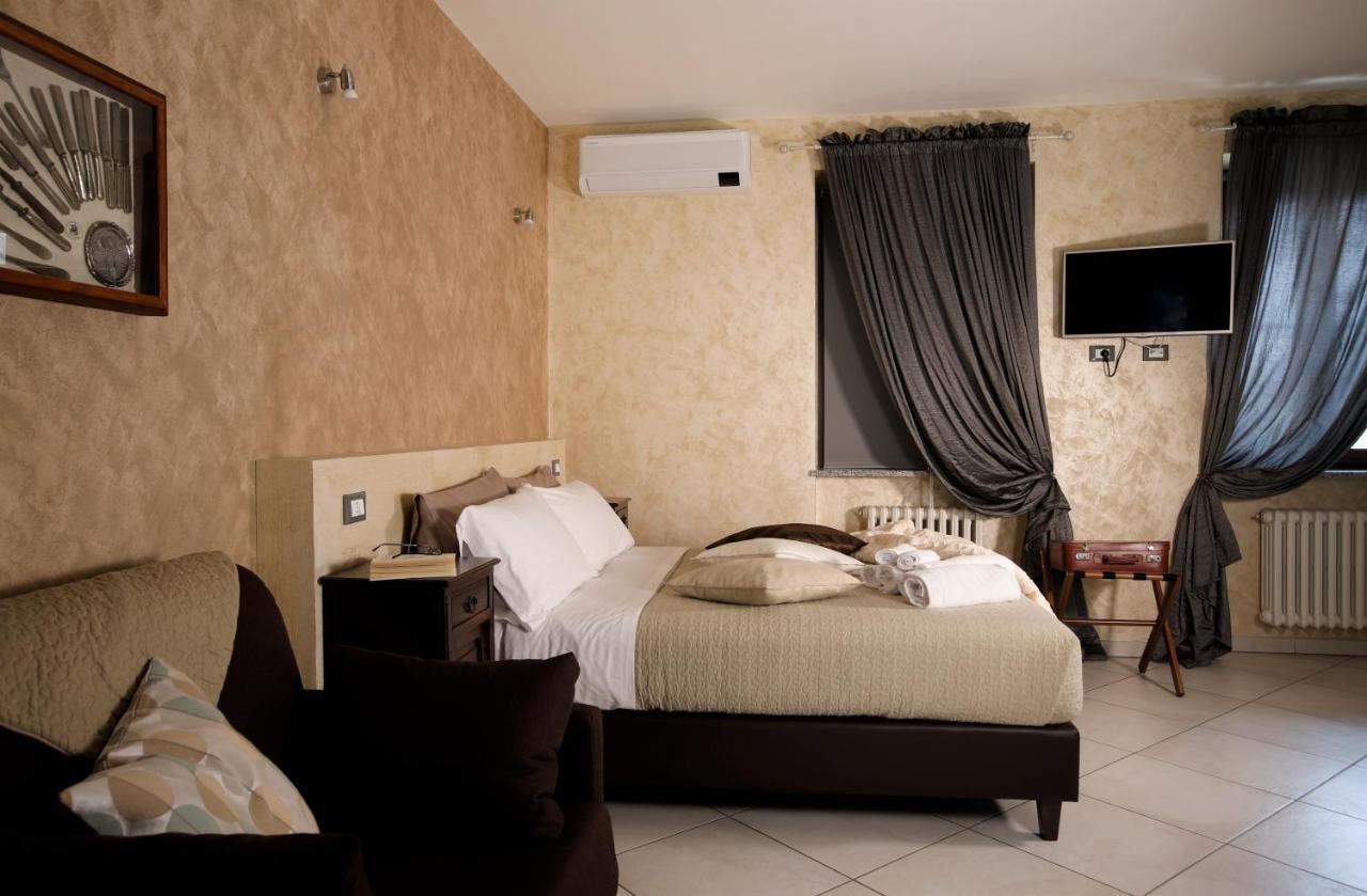Rocche Di Montexelo - Green Key Apartments & Spa Monticello d'Alba Bagian luar foto