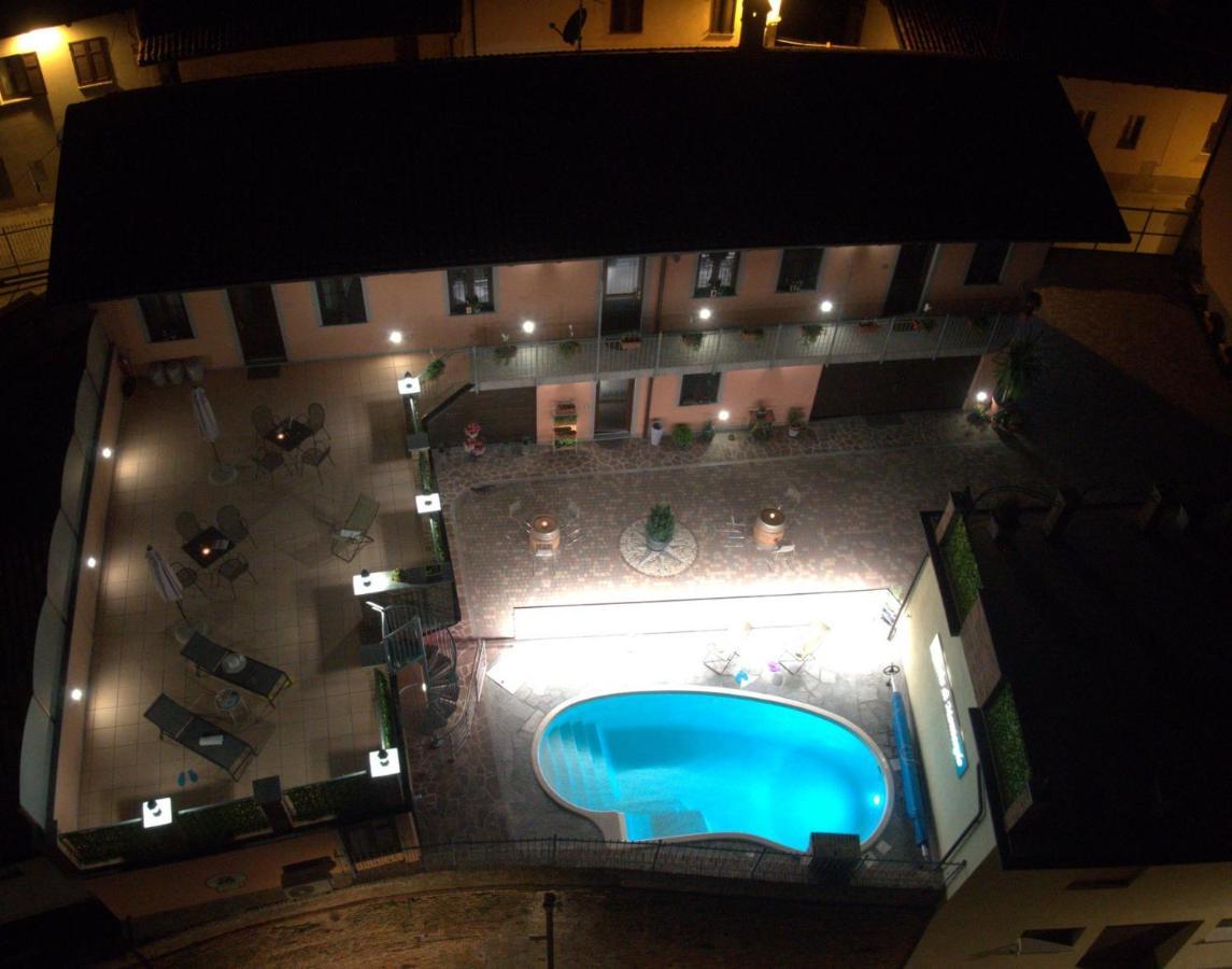 Rocche Di Montexelo - Green Key Apartments & Spa Monticello d'Alba Bagian luar foto