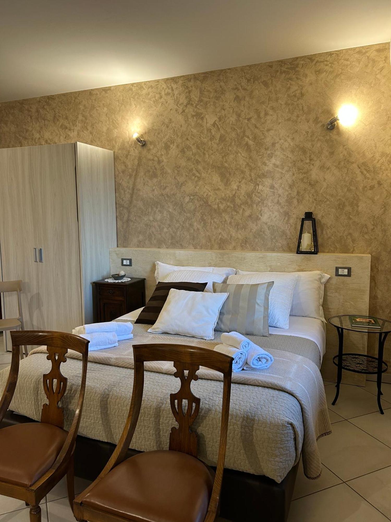 Rocche Di Montexelo - Green Key Apartments & Spa Monticello d'Alba Bagian luar foto