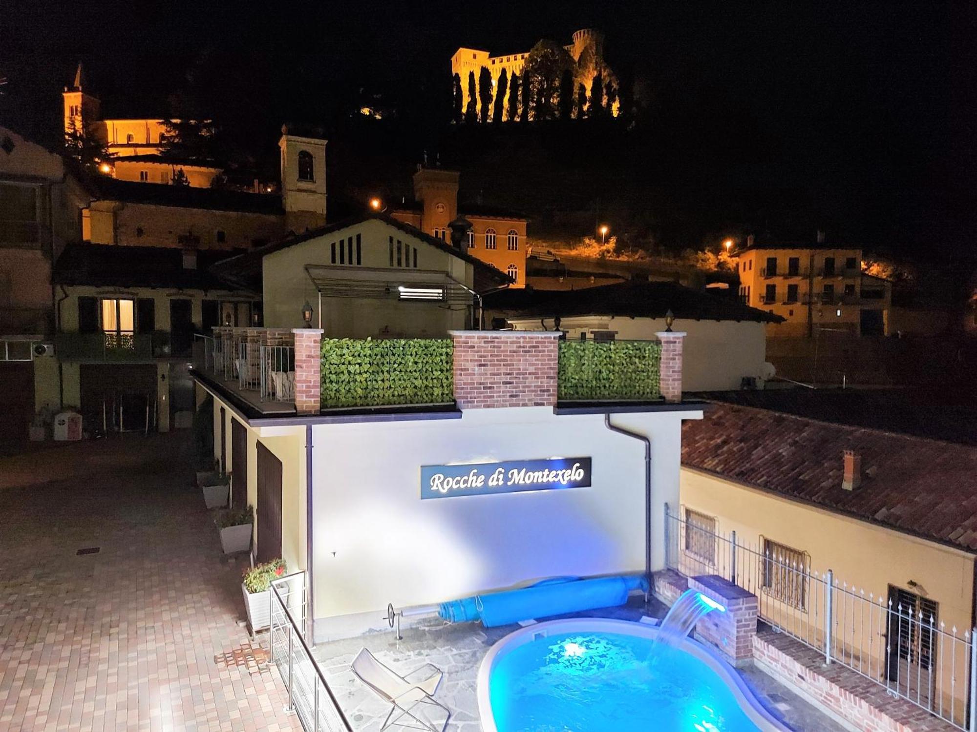 Rocche Di Montexelo - Green Key Apartments & Spa Monticello d'Alba Bagian luar foto
